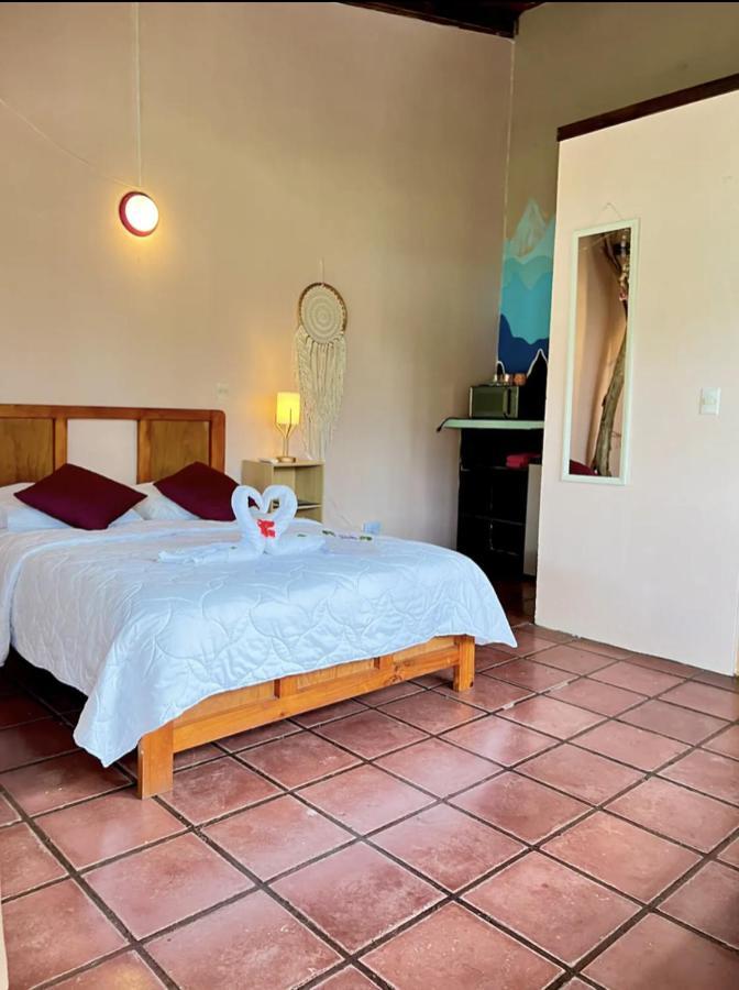 Casa Geraldo Bed and Breakfast Manuel Antonio Exteriör bild
