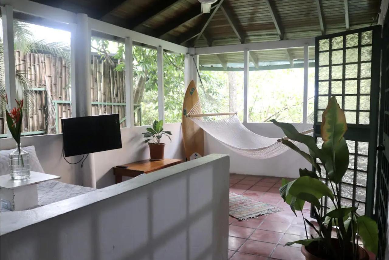 Casa Geraldo Bed and Breakfast Manuel Antonio Exteriör bild